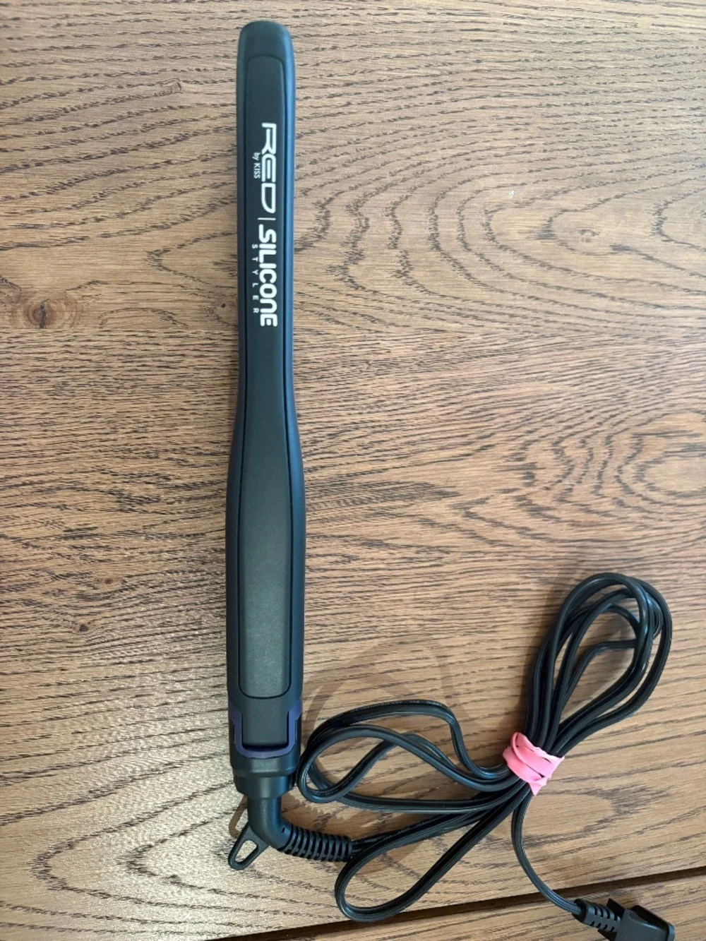 RED by KISS Silicone Flat Iron 1/2 in